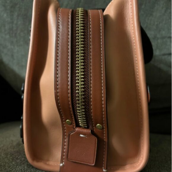 NWOT Coach Tea Rose Rogue 25 - Picture 8 of 9